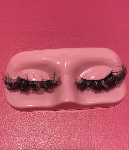 ‘USA’ fluffy strip lashes