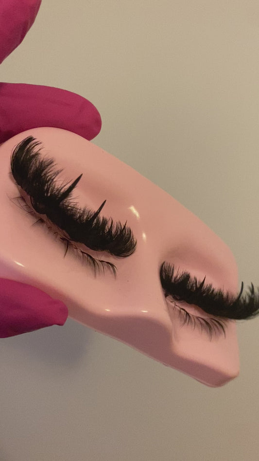 Messy Cat eye + spikes custom lash strips